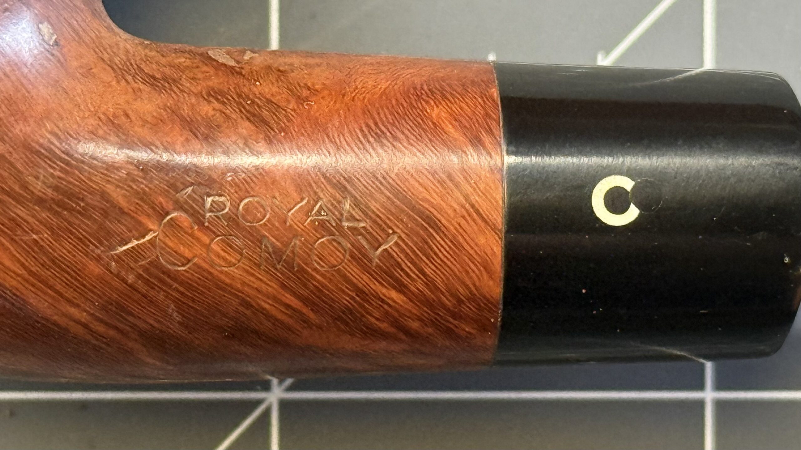 Estate Comoy's Royal 215 - Image 4