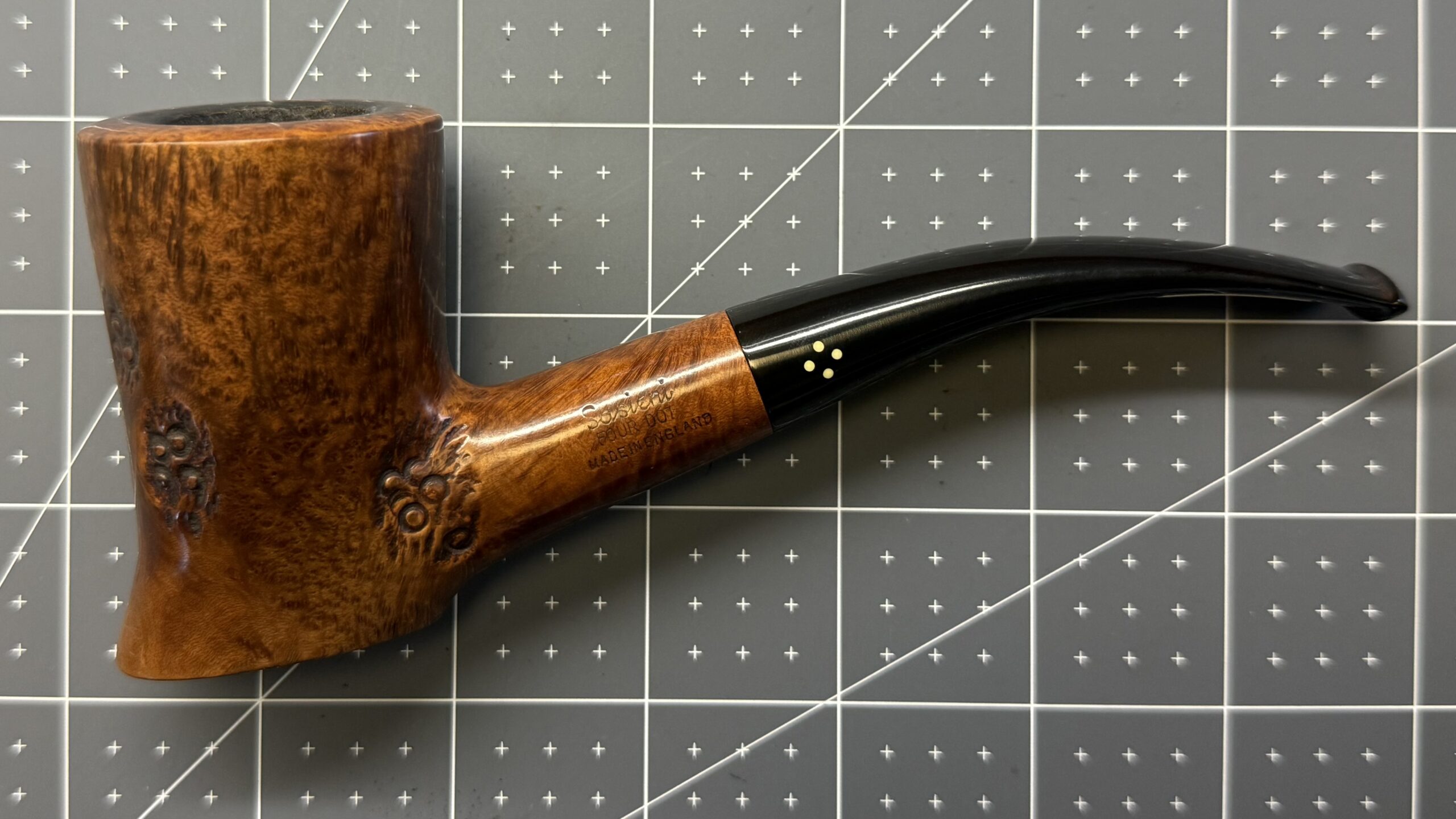 Estate Sasieni Four Dot "Selected"