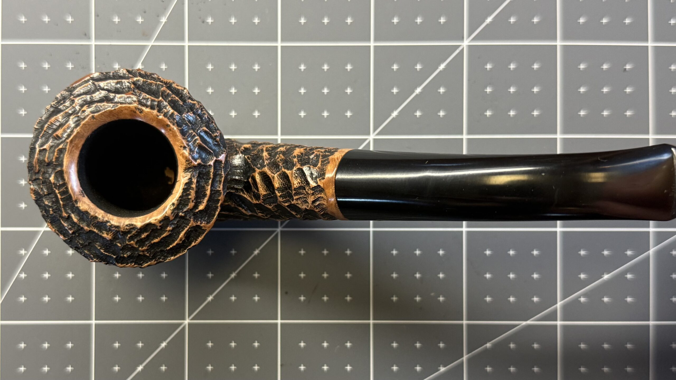 Peterson Aran Rusticated B10 - Image 3